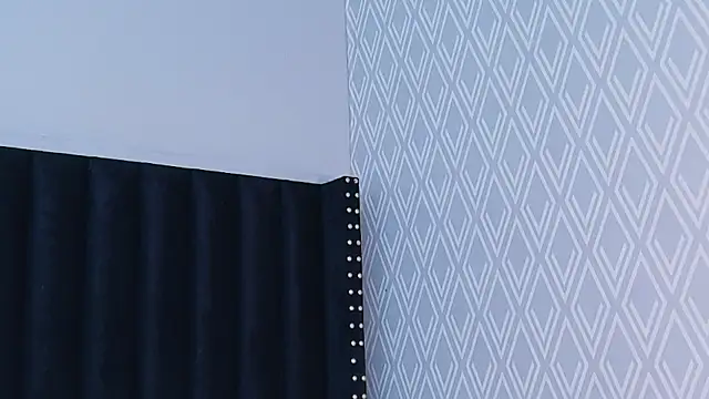 kinkylittlegirll webcam