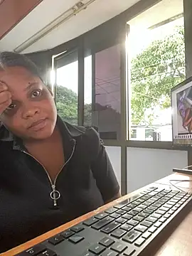 gabrielabrunette69 webcam