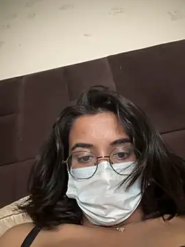 DominantDesiree webcam