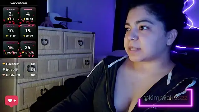 kimmiakiss22 webcam