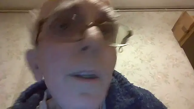 mariusica1@xh webcam