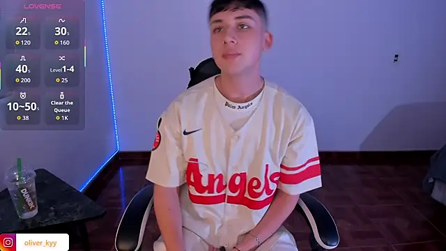 oliver_kyy webcam
