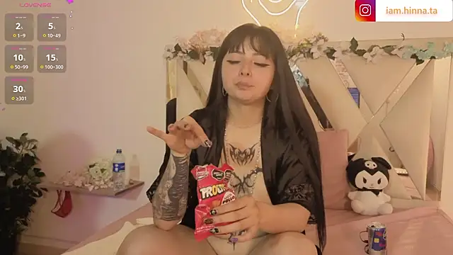 hina_tay webcam