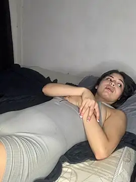 KarlyAndDavey webcam