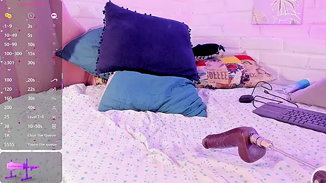 alison_daniels_ webcam