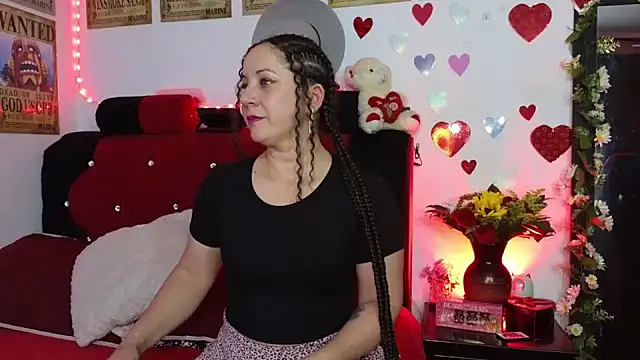 sara-smi - Sara-smi's free webcam - UK Sex Cams