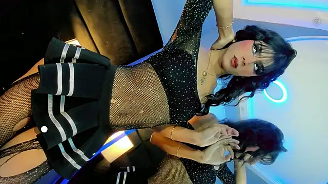 cutemiaaa - CuteMiaaa's free webcam - UK Sex Cams