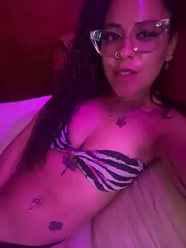 mariposapontiak420 (F milf) - Naked