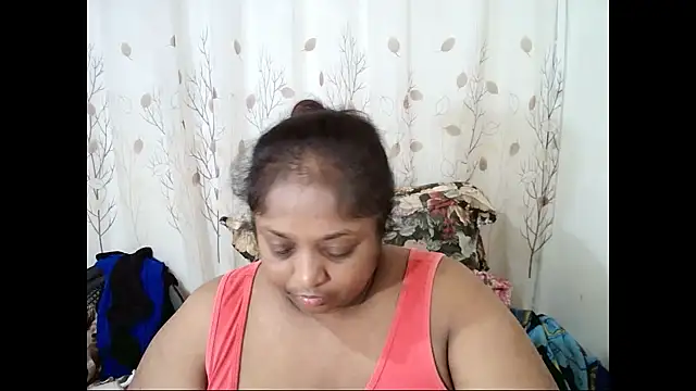 indiantasha (Ask my age) - tantalizing tasha..last night for wages