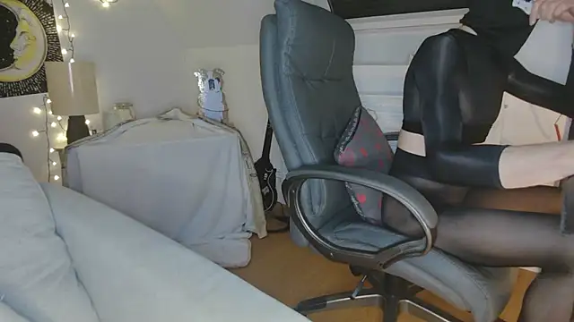 nyl0nnickb0y (M young) - #bisexuals #blondes #cam2cam #cheap-privates #cock-rating #dirty-talk #ejaculation #erotic-dance #flashing #hd #masturbation #orgasm #recordable-privates #sexting #skinny #small-audience #striptease #white #young