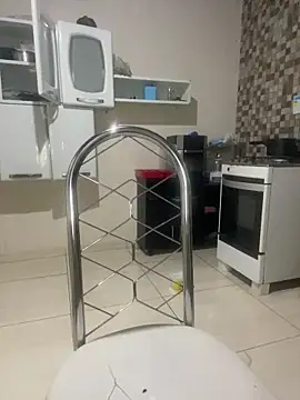 mari_valda2 (F young) - hirdatante nos seios