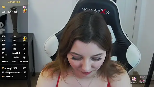 pretty_little_thing webcam