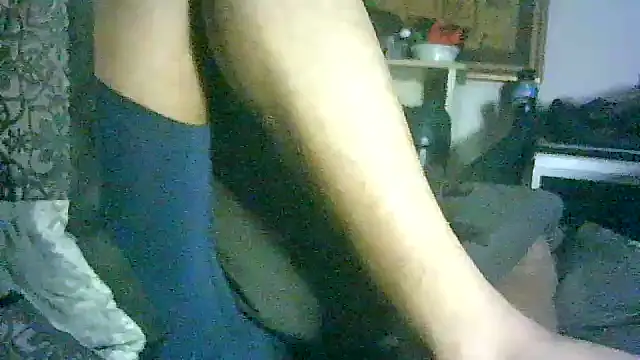 ON3YOULLN3VER_FIR3 webcam