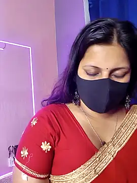 Webcam Model (noty_girl2)  is live.Free join now!