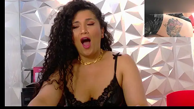 Dakota_Rainbow22 webcam