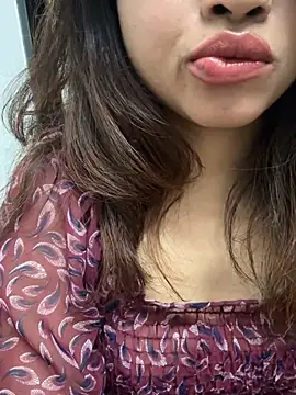 riya_sharma11 webcam