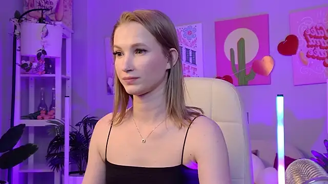 Megan_Rodgers webcam