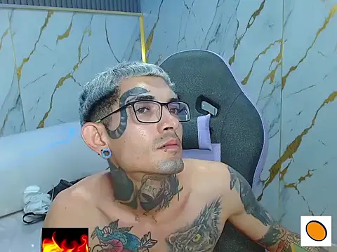 Boy_tatto77 webcam