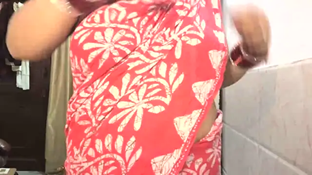 dolly_darling221 - Dolly_Darling221's free webcam