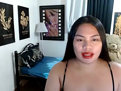 TSbrianaHugeCock webcam