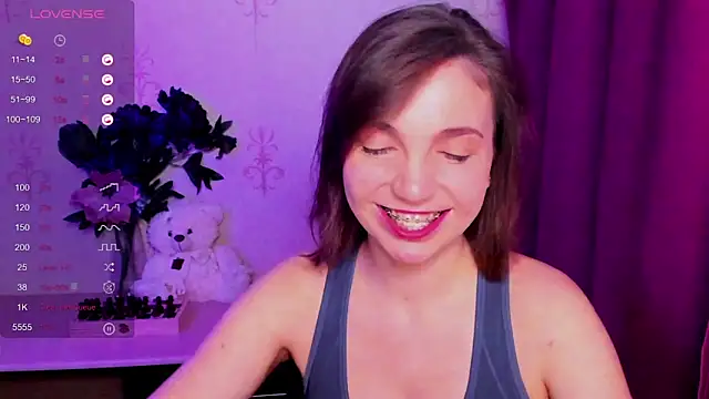 KindHazelHere_ webcam