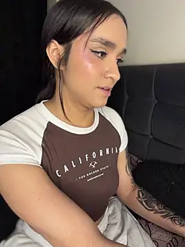 Isabella-Teen webcam