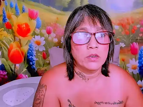 indianroxy webcam