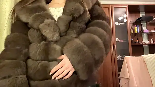 Adel_strongwoman webcam