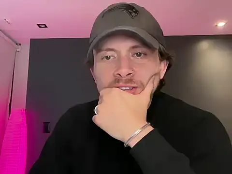 mcklister_kinky_feets webcam