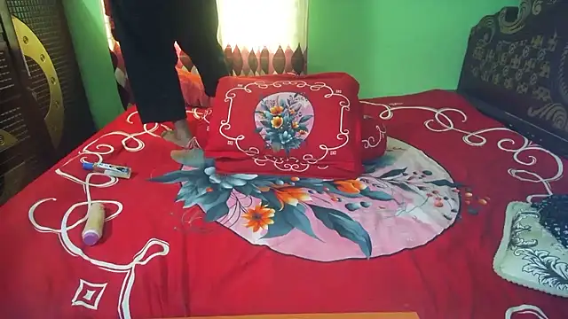 BengaliQueenStar webcam