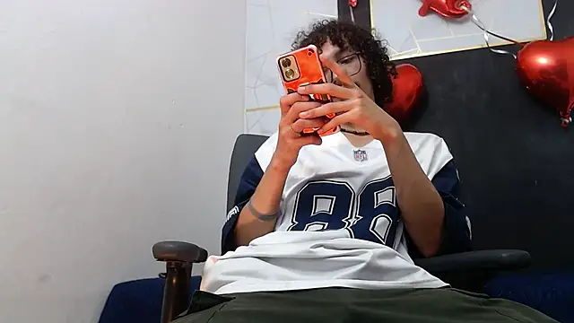 KittyStarmorbid webcam