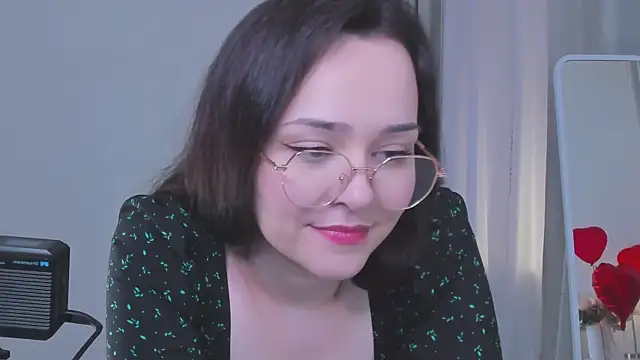 Camilla_Rowen webcam