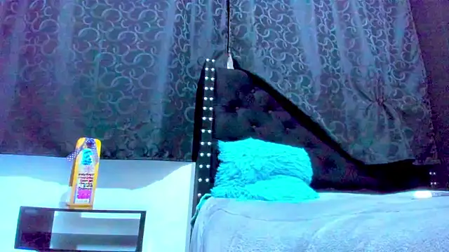 amareto_queen webcam