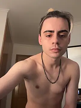 YourFavouriteTwink webcam