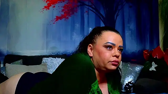 ElizabethEven webcam