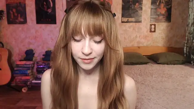 Friendly_Ellie webcam