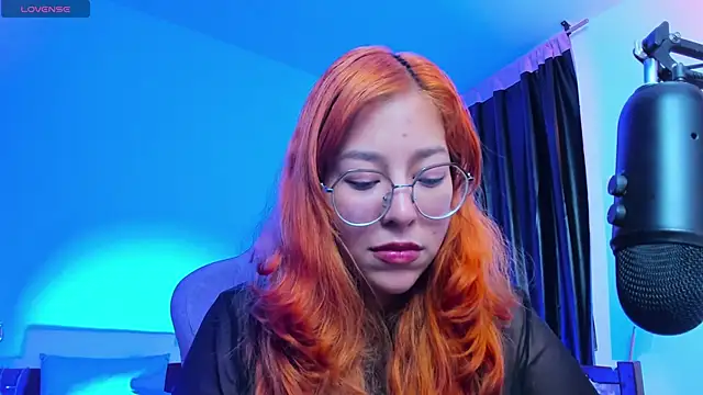 _Moon_Johnson webcam