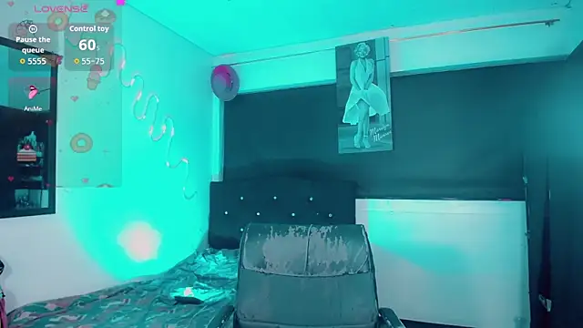 Kendall_hornyy webcam