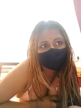 LoveLy-Soneya webcam