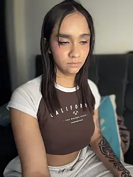 Isabella-Teen webcam