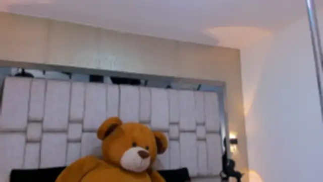 ValeryCooper18 webcam