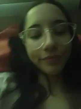 Webcam Model (isaaabelaaa)  is live.Free join now!