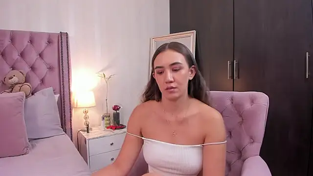 natashaleightt webcam