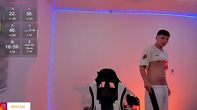 oliver_kyy webcam