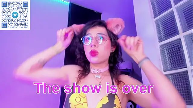 Sweet-SharoKitty webcam