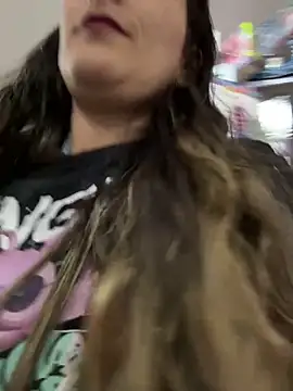 Webcam Model (Rousse92)  is live.Free join now!