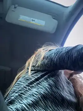 GoldenFlameGoddess webcam