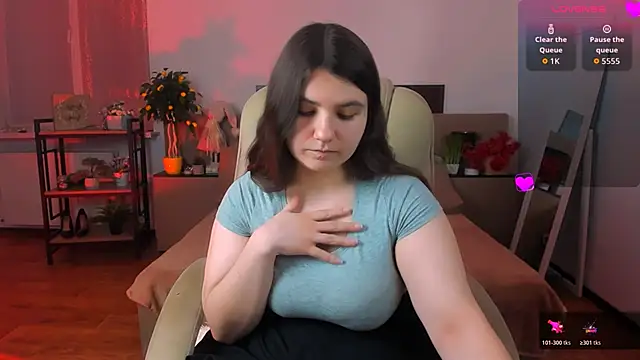 Viola__Shy webcam