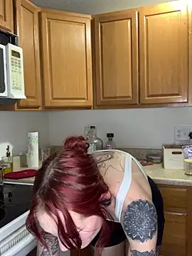 ThornsandHoney webcam