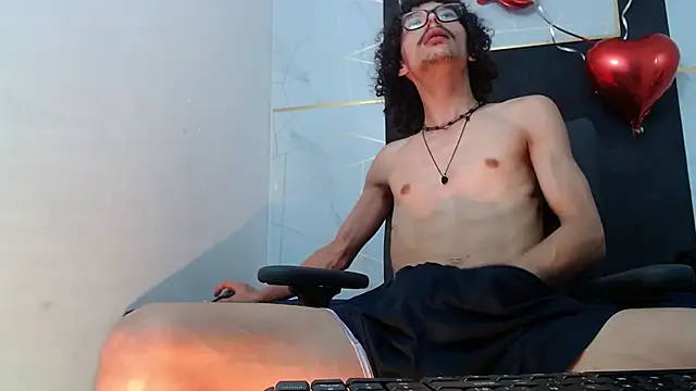 KittyStarmorbid webcam